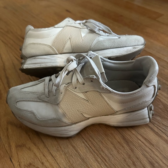 New Balance Shoes - New Balance 327 Cream and Light Gray Sneakers